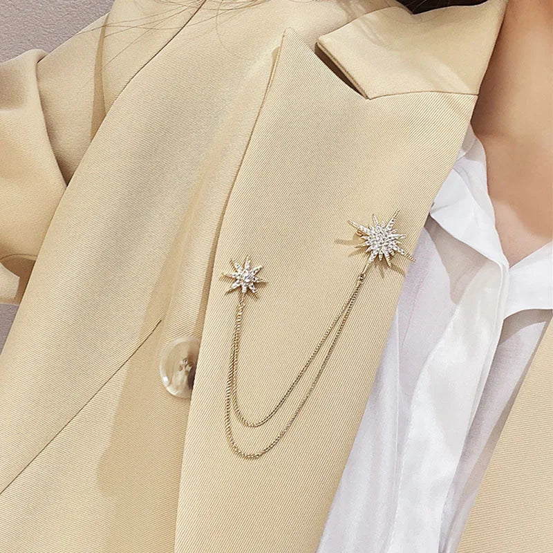 Crystal Hexagram Brooch – Luxury Chain Pin for Women’s Coats, Suits & Dresses