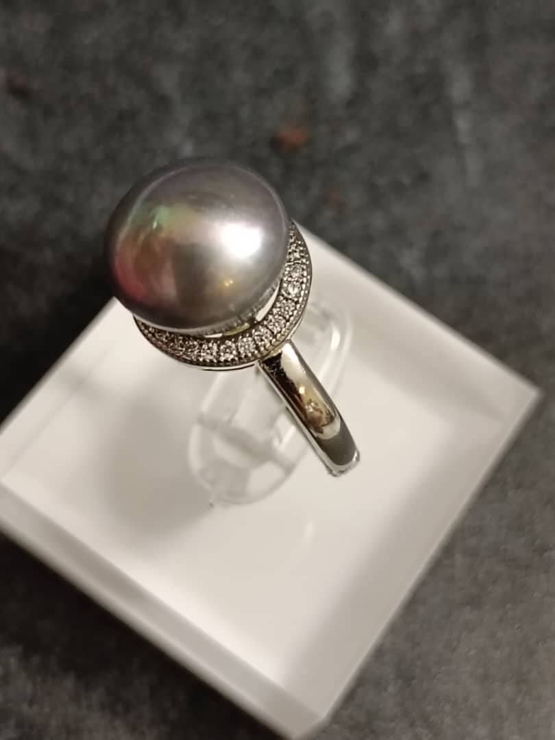 Radiant Whisper Grey Pearl Ring