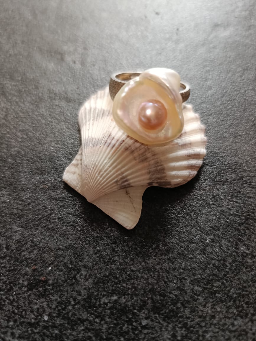The Sound of The Ocean Pearl Ring