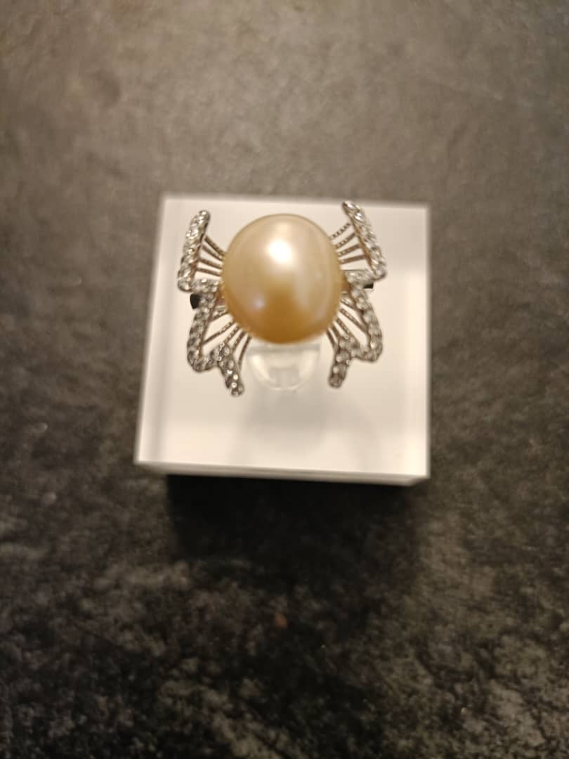 Moonlight Ocean Golden Pearl Ring