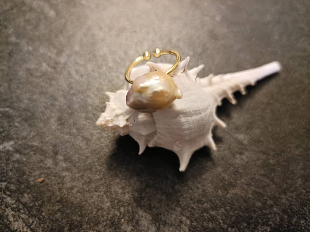 Last Finger Unique Pearl Ring
