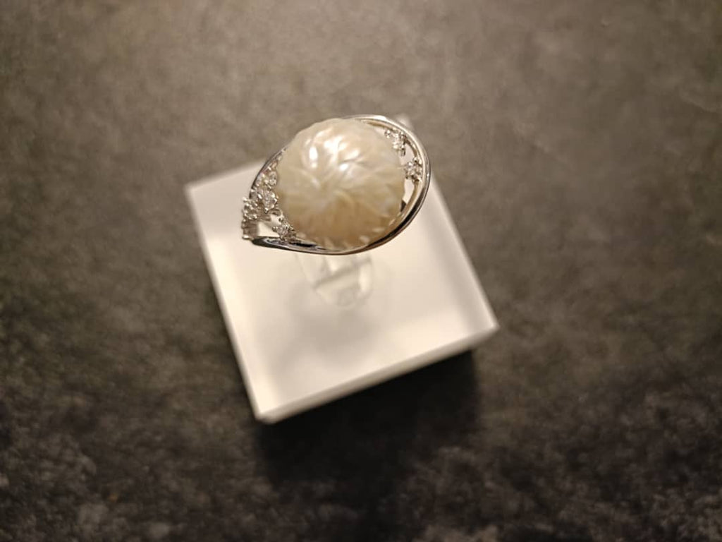 Purity of the Ocean Pearl Ring