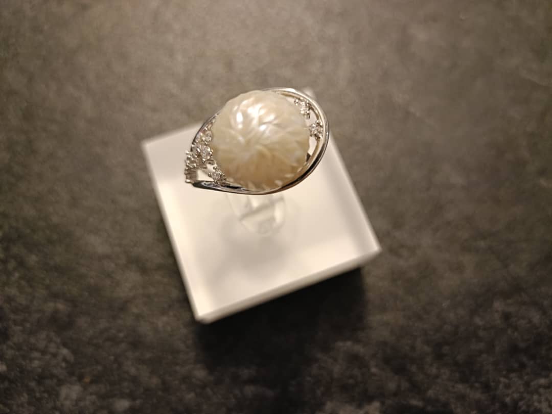 Purity of the Ocean Pearl Ring