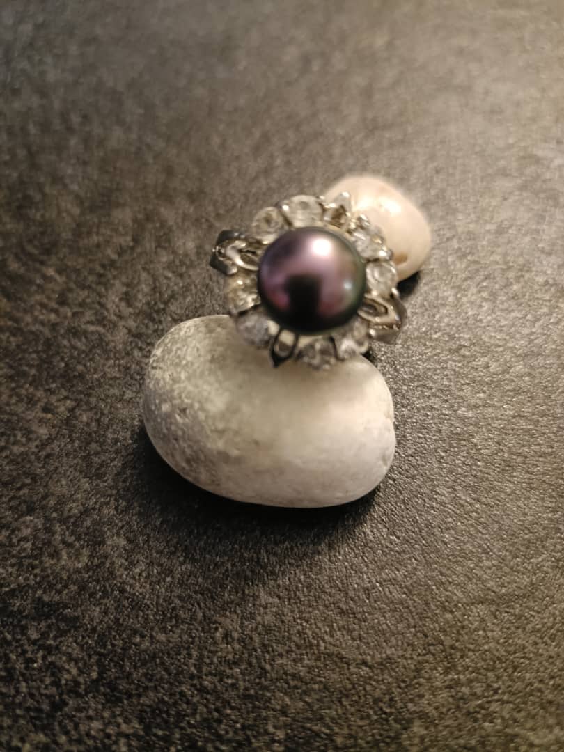 Vintage Black Pearl Ring