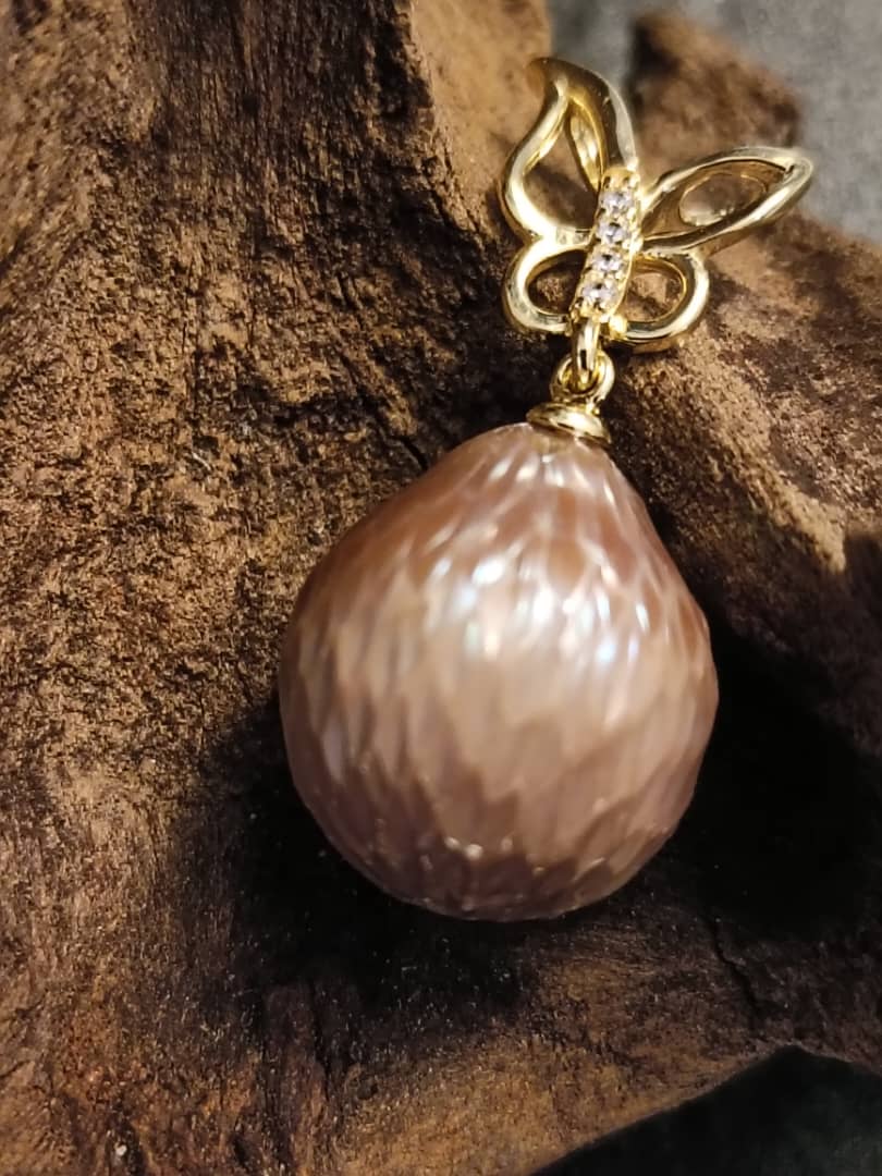 Butterfly Purple Pearl Pendant