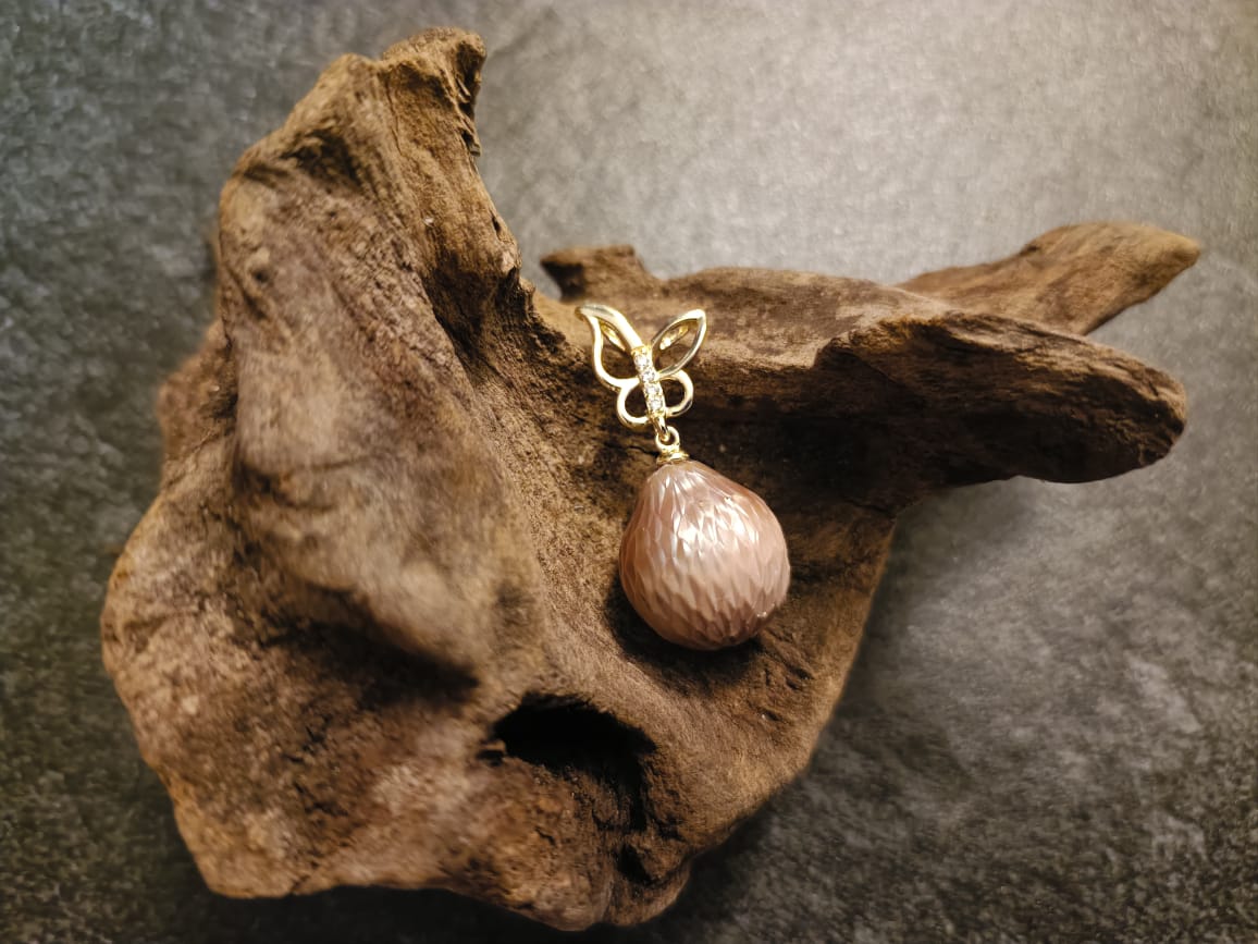 Butterfly Purple Pearl Pendant