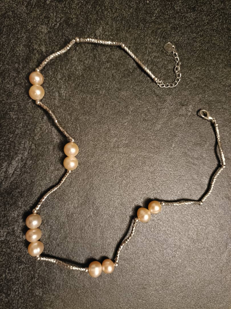 Rare Vintage Pearl Design Necklace