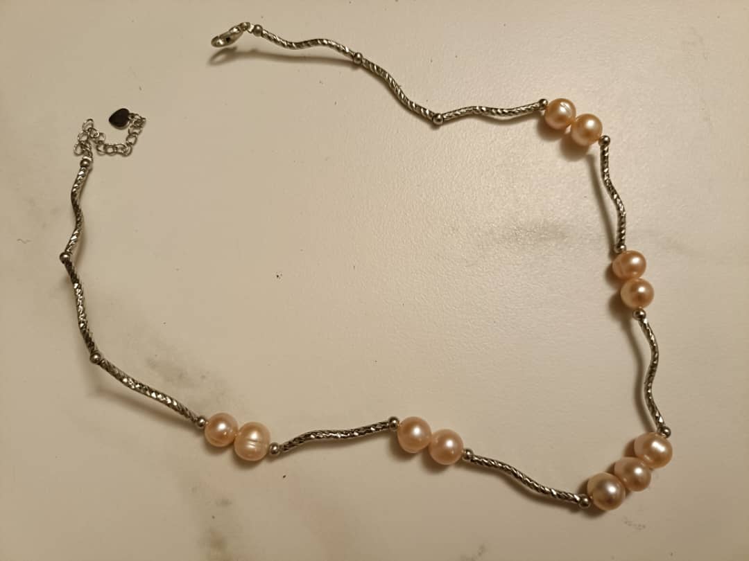 Rare Vintage Pearl Design Necklace