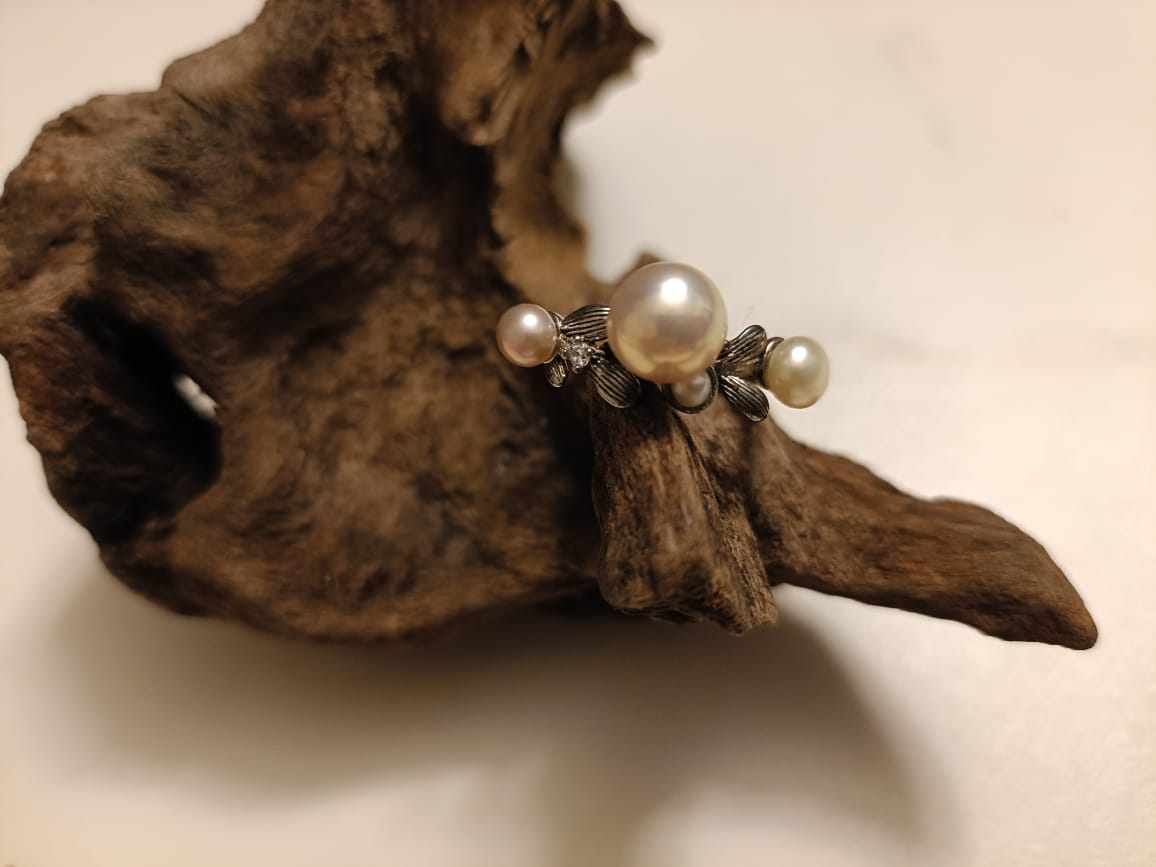 Triple Pinkish Golden Shineth Pearl Ring