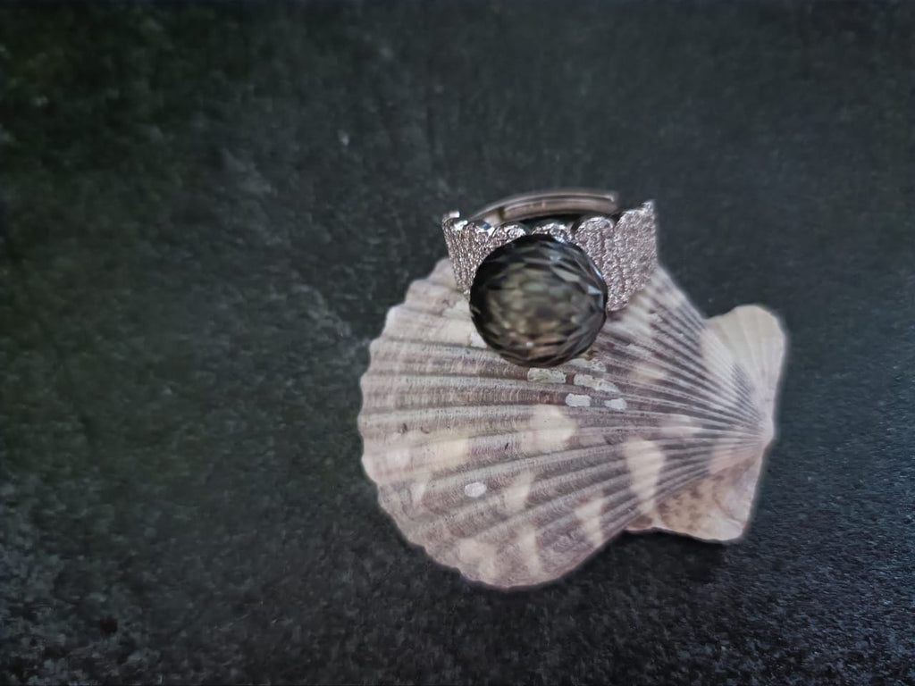 Vintage Glow Black Pearl Ring