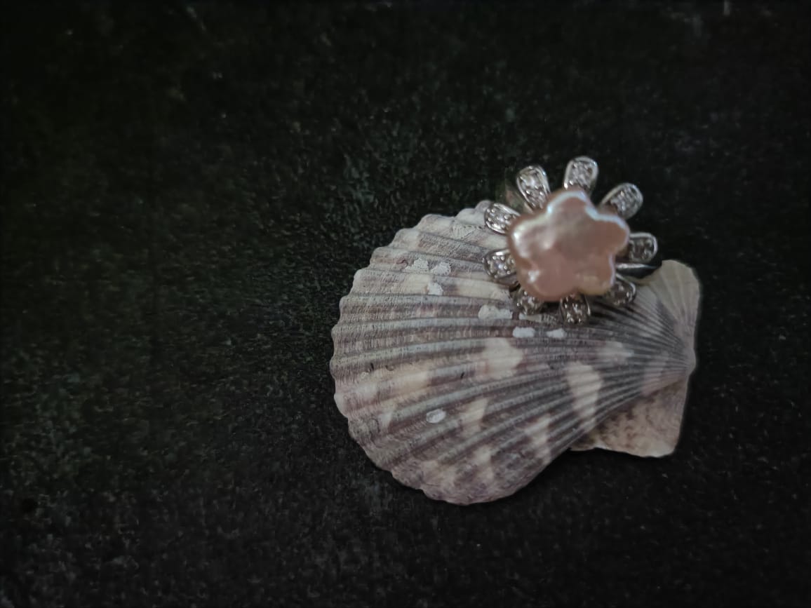 Starlit Vintage Pearl Ring