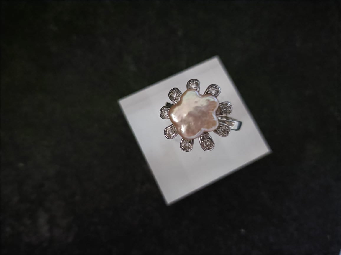 Starlit Vintage Pearl Ring